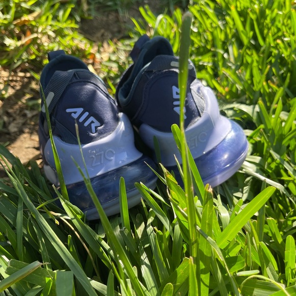 Nike Air Max 270 Extreme running shoes size 6.5 youth fits women size 8 - Picture 15 of 15